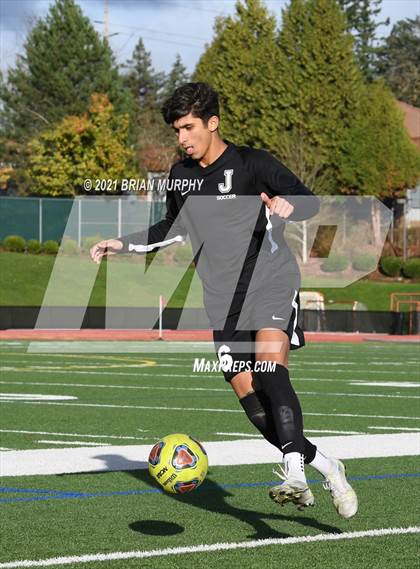 Thumbnail 3 in Lincoln vs. Jesuit (OSAA 6A Quarterfinal) photogallery.
