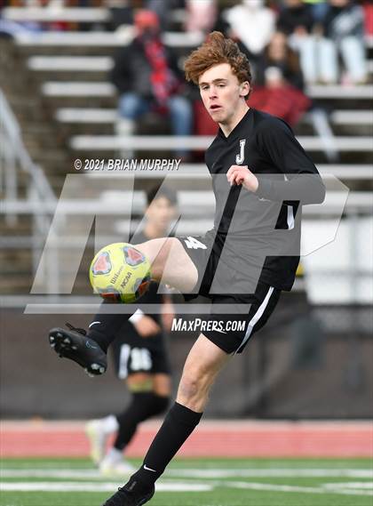 Thumbnail 3 in Lincoln vs. Jesuit (OSAA 6A Quarterfinal) photogallery.