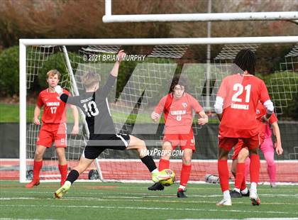 Thumbnail 1 in Lincoln vs. Jesuit (OSAA 6A Quarterfinal) photogallery.