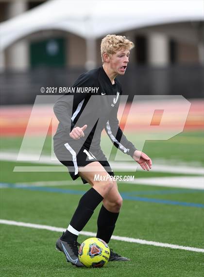 Thumbnail 1 in Lincoln vs. Jesuit (OSAA 6A Quarterfinal) photogallery.
