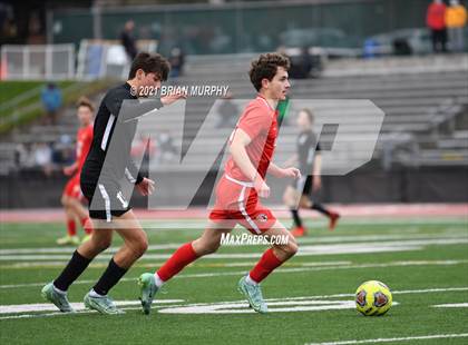 Thumbnail 3 in Lincoln vs. Jesuit (OSAA 6A Quarterfinal) photogallery.
