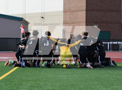 Thumbnail 3 in Lincoln vs. Jesuit (OSAA 6A Quarterfinal) photogallery.