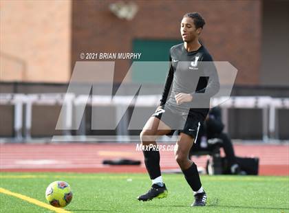 Thumbnail 1 in Lincoln vs. Jesuit (OSAA 6A Quarterfinal) photogallery.