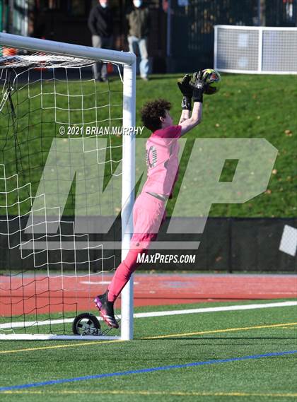 Thumbnail 2 in Lincoln vs. Jesuit (OSAA 6A Quarterfinal) photogallery.