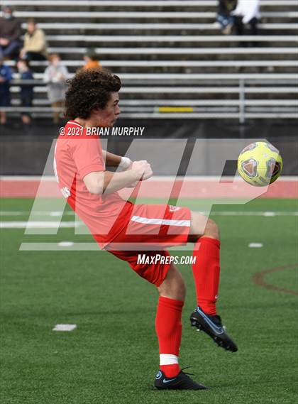 Thumbnail 3 in Lincoln vs. Jesuit (OSAA 6A Quarterfinal) photogallery.