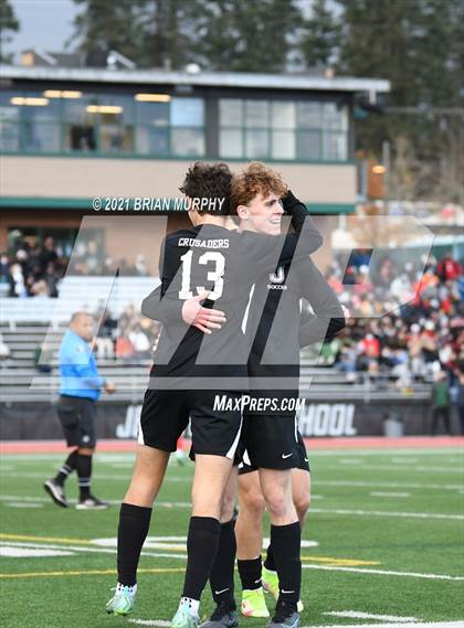 Thumbnail 3 in Lincoln vs. Jesuit (OSAA 6A Quarterfinal) photogallery.
