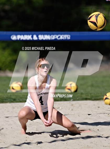 Thumbnail 2 in Trabuco Hills vs. Capistrano Valley photogallery.