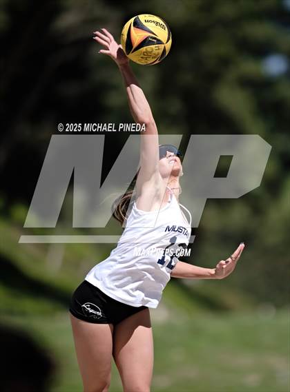 Thumbnail 1 in Trabuco Hills vs. Capistrano Valley photogallery.