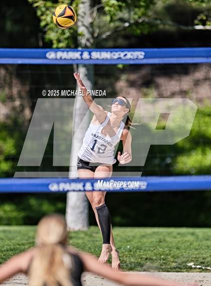 Thumbnail 2 in Trabuco Hills vs. Capistrano Valley photogallery.