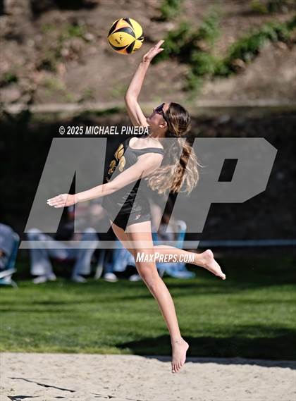 Thumbnail 3 in Trabuco Hills vs. Capistrano Valley photogallery.