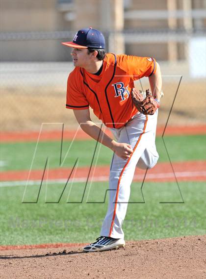 Thumbnail 3 in John Paul II vs. Brook Hill (Texas Private School Classic) photogallery.