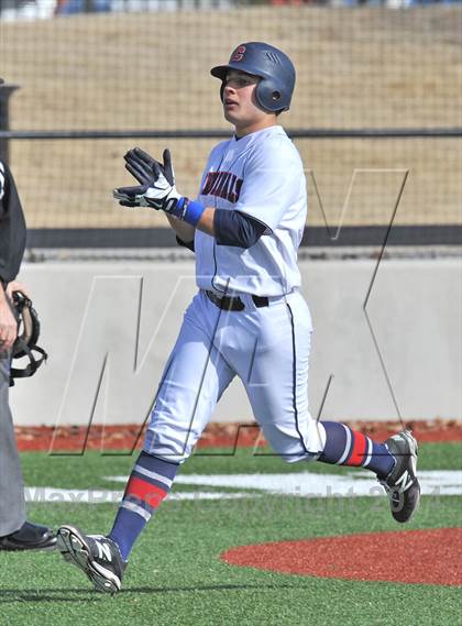 Thumbnail 2 in John Paul II vs. Brook Hill (Texas Private School Classic) photogallery.