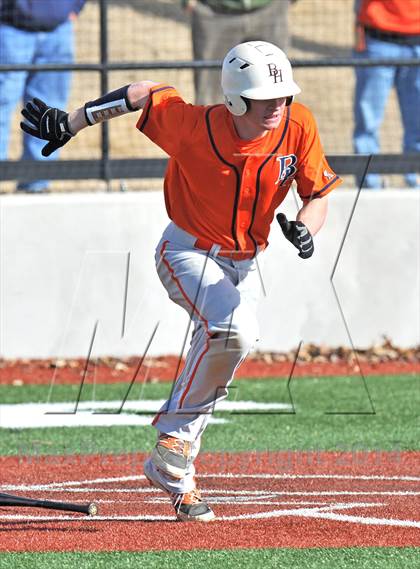 Thumbnail 2 in John Paul II vs. Brook Hill (Texas Private School Classic) photogallery.