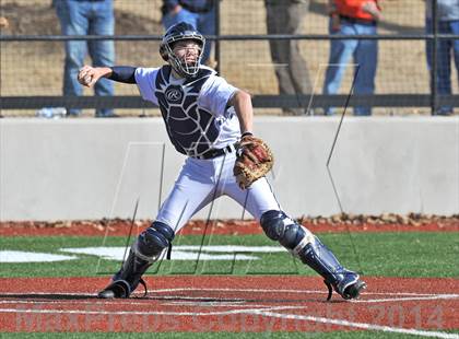 Thumbnail 2 in John Paul II vs. Brook Hill (Texas Private School Classic) photogallery.