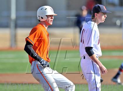 Thumbnail 1 in John Paul II vs. Brook Hill (Texas Private School Classic) photogallery.