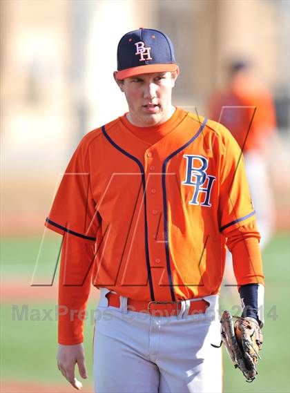 Thumbnail 3 in John Paul II vs. Brook Hill (Texas Private School Classic) photogallery.