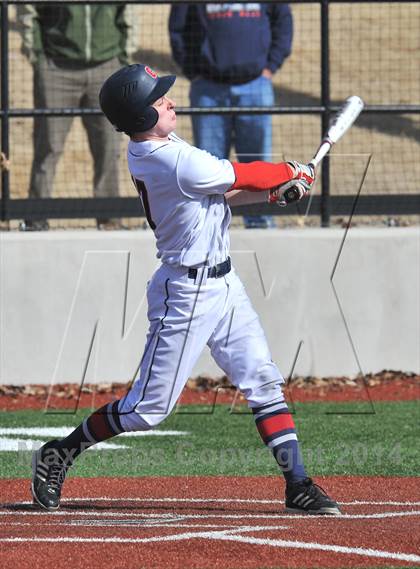 Thumbnail 3 in John Paul II vs. Brook Hill (Texas Private School Classic) photogallery.