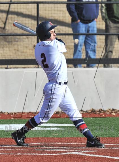 Thumbnail 2 in John Paul II vs. Brook Hill (Texas Private School Classic) photogallery.