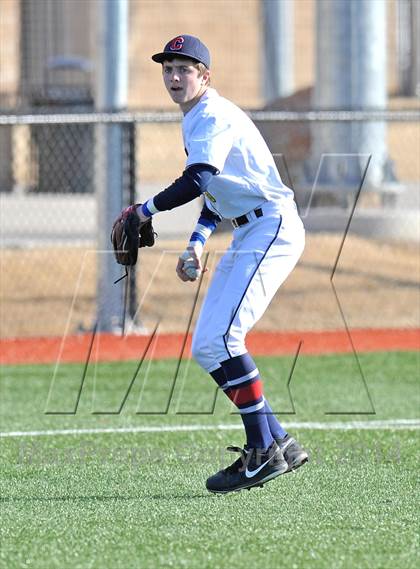Thumbnail 1 in John Paul II vs. Brook Hill (Texas Private School Classic) photogallery.