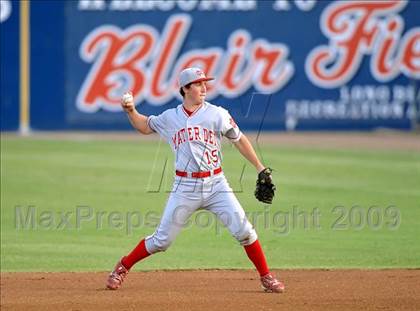 Thumbnail 1 in Mater Dei vs. Edison (CIF SS D1 Playoffs) photogallery.
