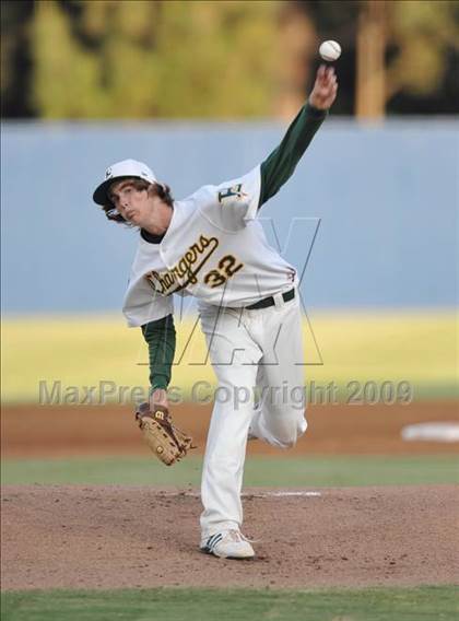 Thumbnail 3 in Mater Dei vs. Edison (CIF SS D1 Playoffs) photogallery.