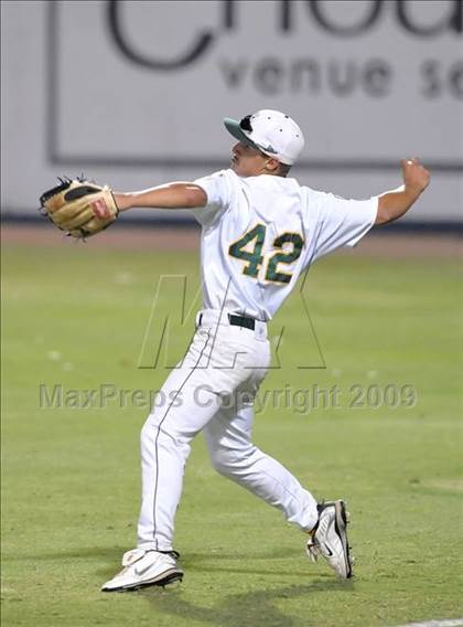 Thumbnail 1 in Mater Dei vs. Edison (CIF SS D1 Playoffs) photogallery.