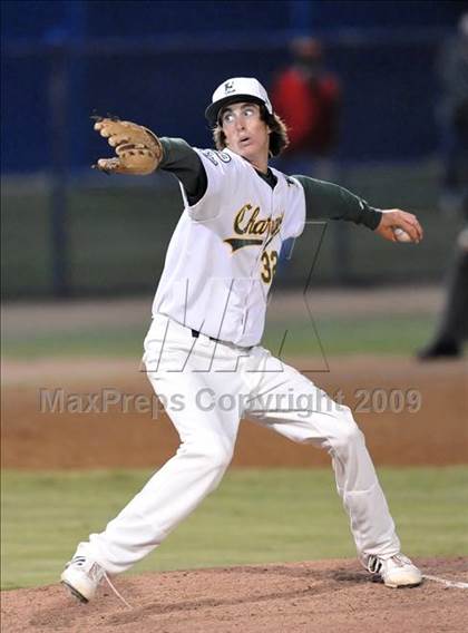 Thumbnail 2 in Mater Dei vs. Edison (CIF SS D1 Playoffs) photogallery.