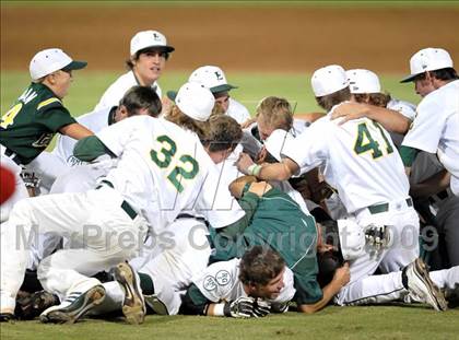 Thumbnail 1 in Mater Dei vs. Edison (CIF SS D1 Playoffs) photogallery.