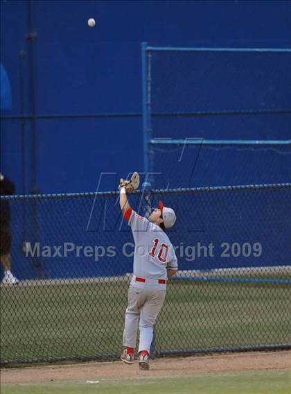 Thumbnail 3 in Mater Dei vs. Edison (CIF SS D1 Playoffs) photogallery.