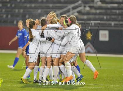 Thumbnail 3 in Broomfield vs. Grandview (CHSAA 5A State Final) photogallery.