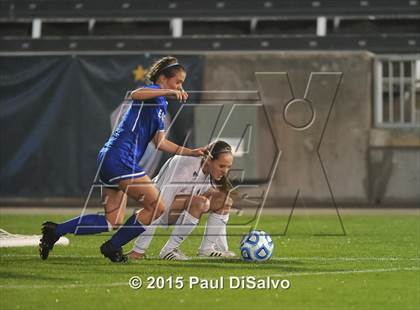 Thumbnail 2 in Broomfield vs. Grandview (CHSAA 5A State Final) photogallery.