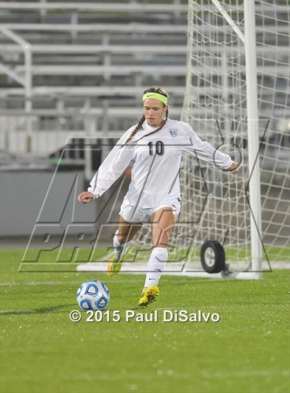 Thumbnail 1 in Broomfield vs. Grandview (CHSAA 5A State Final) photogallery.
