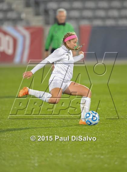 Thumbnail 3 in Broomfield vs. Grandview (CHSAA 5A State Final) photogallery.