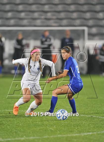 Thumbnail 2 in Broomfield vs. Grandview (CHSAA 5A State Final) photogallery.