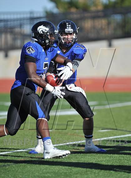 Thumbnail 1 in Grandview vs. Regis Jesuit (CHSAA 5A 2nd Round) photogallery.