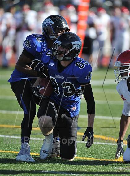 Thumbnail 1 in Grandview vs. Regis Jesuit (CHSAA 5A 2nd Round) photogallery.