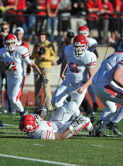 Thumbnail 1 in Grandview vs. Regis Jesuit (CHSAA 5A 2nd Round) photogallery.
