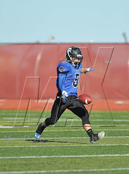 Thumbnail 3 in Grandview vs. Regis Jesuit (CHSAA 5A 2nd Round) photogallery.