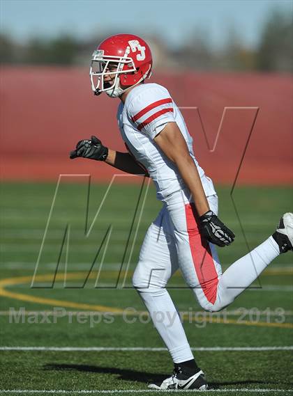 Thumbnail 2 in Grandview vs. Regis Jesuit (CHSAA 5A 2nd Round) photogallery.