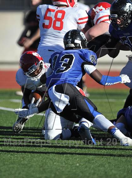 Thumbnail 1 in Grandview vs. Regis Jesuit (CHSAA 5A 2nd Round) photogallery.