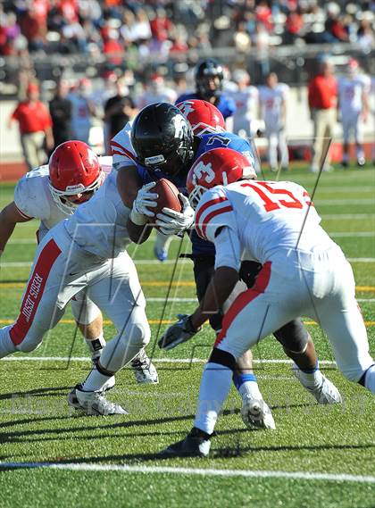 Thumbnail 3 in Grandview vs. Regis Jesuit (CHSAA 5A 2nd Round) photogallery.