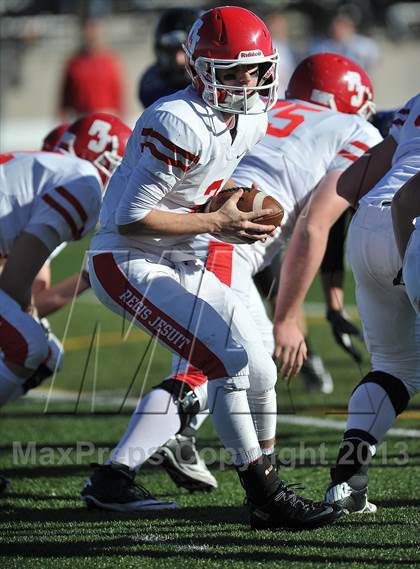 Thumbnail 1 in Grandview vs. Regis Jesuit (CHSAA 5A 2nd Round) photogallery.