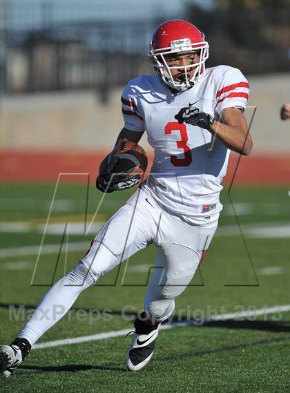 Thumbnail 3 in Grandview vs. Regis Jesuit (CHSAA 5A 2nd Round) photogallery.