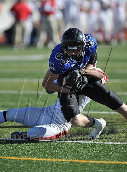 Thumbnail 2 in Grandview vs. Regis Jesuit (CHSAA 5A 2nd Round) photogallery.
