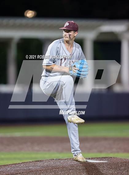 Thumbnail 1 in Plano vs. Marcus (UIL 6A Quarterfinals) photogallery.