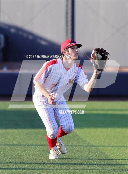 Thumbnail 3 in Plano vs. Marcus (UIL 6A Quarterfinals) photogallery.