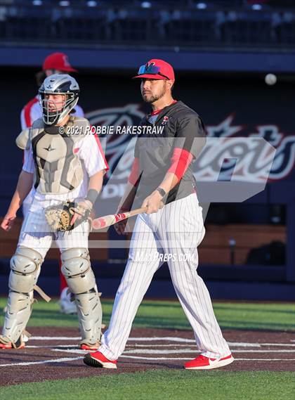 Thumbnail 2 in Plano vs. Marcus (UIL 6A Quarterfinals) photogallery.