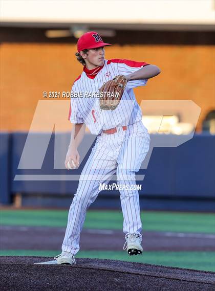 Thumbnail 2 in Plano vs. Marcus (UIL 6A Quarterfinals) photogallery.