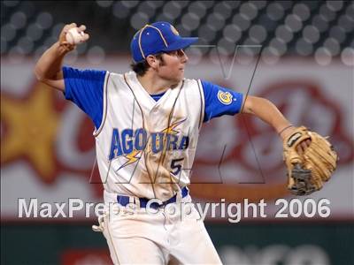 Thumbnail 1 in Agoura vs. Lakewood (D1 Section Final) photogallery.