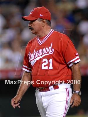 Thumbnail 1 in Agoura vs. Lakewood (D1 Section Final) photogallery.